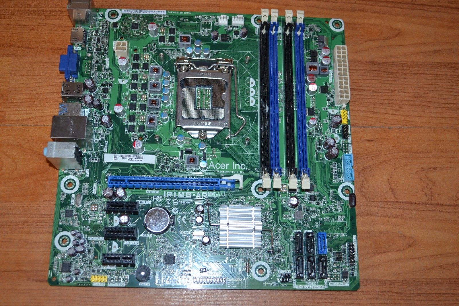 Gateway DX4870 Intel Motherboard IPIMB-AR REV: 1.02A DB.GDQ11.001
